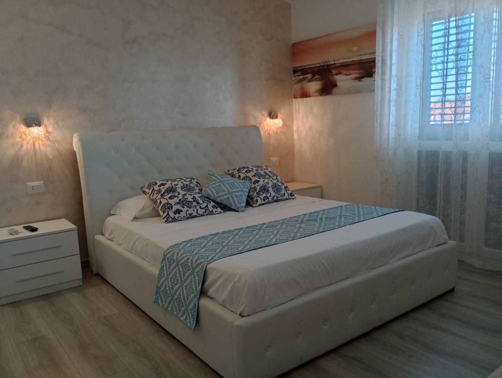 Viola Di Mare Rooms And Parking Termoli Bagian luar foto