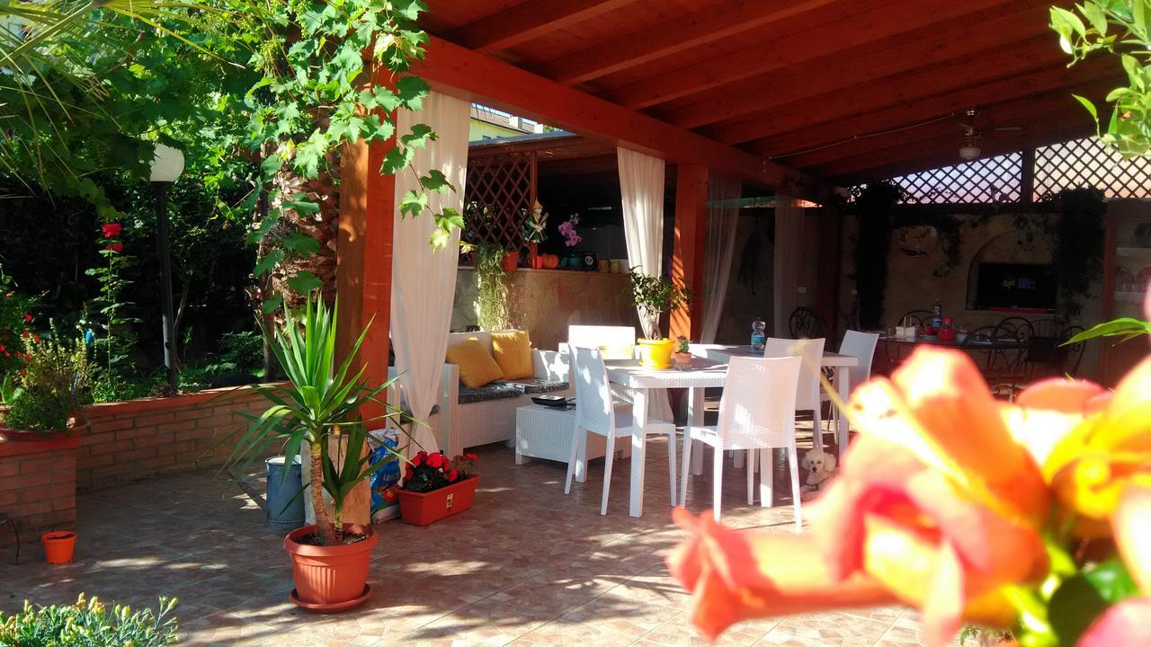 Viola Di Mare Rooms And Parking Termoli Bagian luar foto